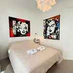 Appartement Superbe 4 Pers Vue Mer&terrasse Parking Privé Remparts Antibes